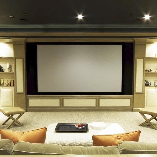 Home cinema screen
